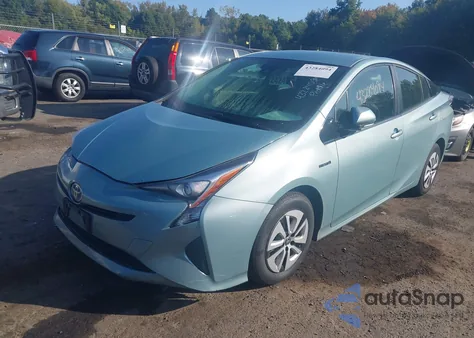 2017 Toyota Prius Two Eco z USA, uszkodzony, nr VIN JTDKARFUXH3030685